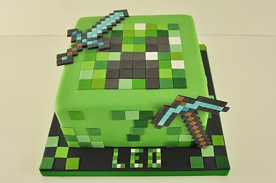 Minecraft - Cake by Sue Field