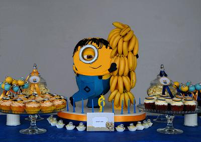 Minion  Banana Cake - Cake by La Raffinata