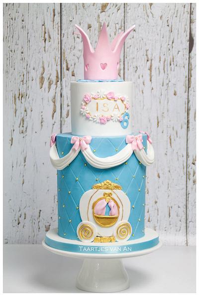 Princess cake for a little princess. - Cake by Taartjes van An (Anneke)