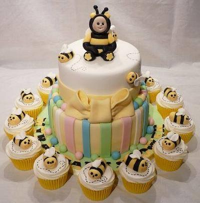 BABY BEES - Cake by Grace's Party Cakes
