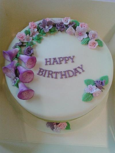Flower cake - Cake by FANCY THAT CAKES