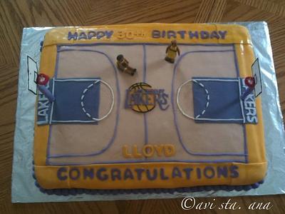 LA Lakers Cake - Cake by ALotofSugar