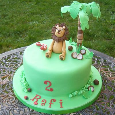 lion cake - Cake by Kate's Bespoke Cakes