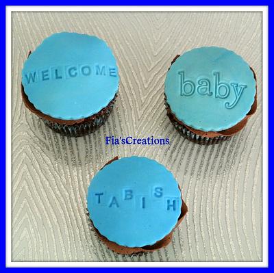 Welcome Baby Cupcakes - Cake by FiasCreations