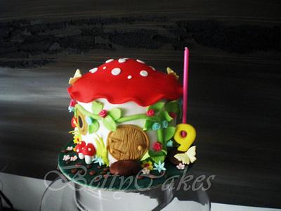 COGUMELO - Cake by BettyCakes