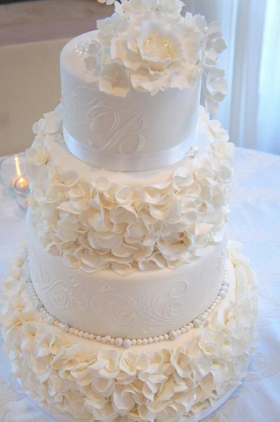White Wedding Cake - Cake by My AM Bakery