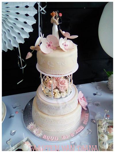  weddingcake  - Cake by taartenvandiana