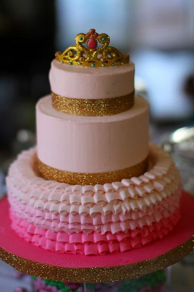 Princess Ruffle Cake - Cake by Petit cali