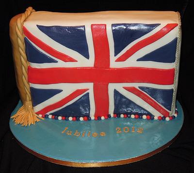 Queen's Diamond Jubilee Cakes - Cake by Helen Hermanstein Smith