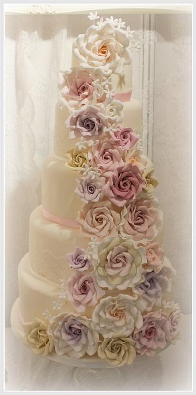 Rose cascade 5 tier  - Cake by Diane Hunt