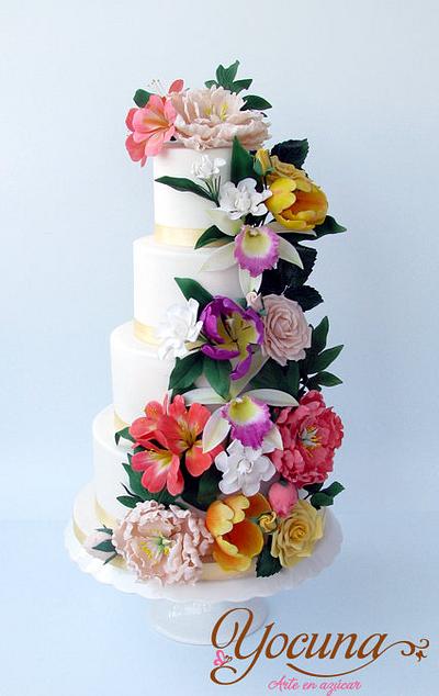 Tarta de Boda en Cascada -Cascade Wedding Cake - Cake by Yolanda Cueto - Yocuna Floral Artist