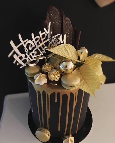 Drip Cake Black&Gold Special  - Cake by Şebnem Arslan Kaygın