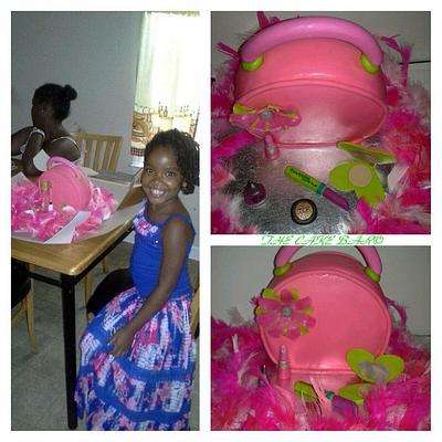 Girlie Purse w/makeup - Cake by TheCakeBar