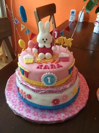 Miffy cake - Cake by Bonnie’s 🧡 Bakery