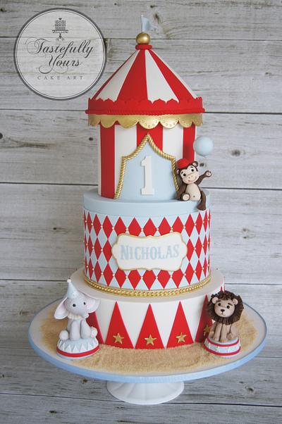 Circus bigtop - Cake by Marianne: Tastefully Yours Cake Art 