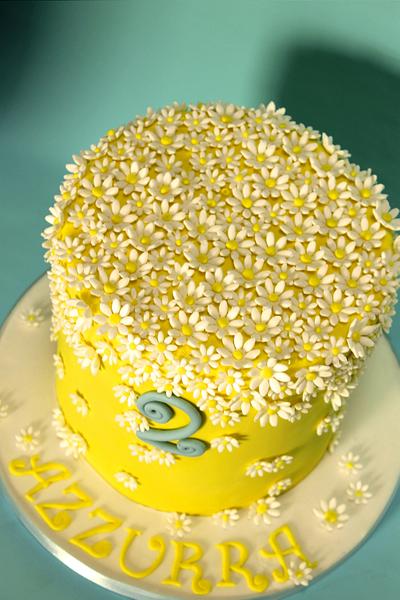 Daisy double barrel ;) - Cake by Estrele Cakes 