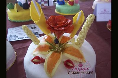 cake with bouquet of flowers - Cake by SUGARScakecupcakes