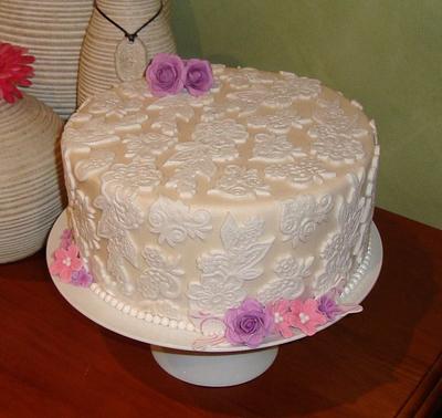 Ivory, Lace & Antique Roses - Cake by Kim Jury