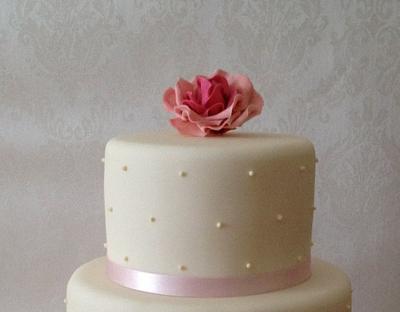 Ivory & pink wedding cake - Cake by lucycoogancakes