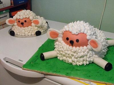 My little lamb - Cake by Nelly Konradi