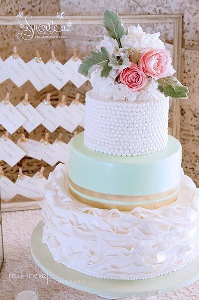 A pretty Chic Wedding - Cake by Sucrette, Tailored Confections