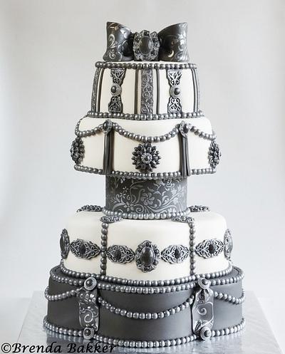 black & white - Cake by Brenda Bakker