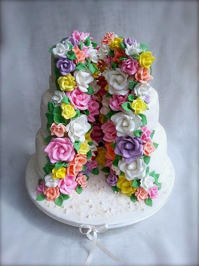 "The real beauty comes from within" - Cake by Veronica22