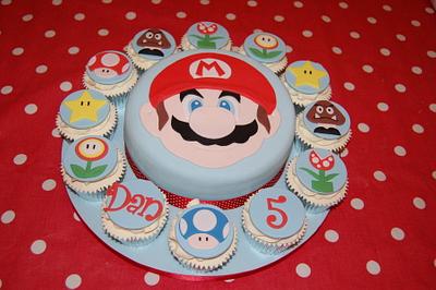Super Mario Cake - Cake by LREAN