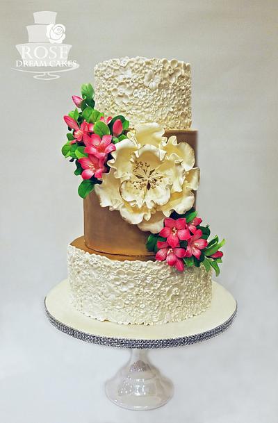 Royal Garden Wedding Cake - Cake by Rose Dream Cakes