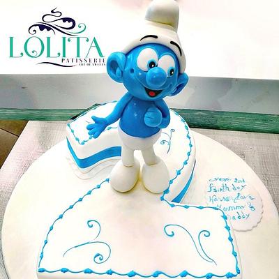 Smurfs cake  - Cake by Patisserie Lolita 