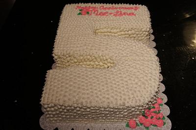5th Anniversary Cake - Cake by Olivia Elias