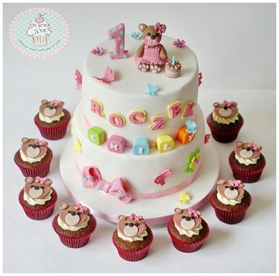 Pink bow bear - Cake by Planet Cakes