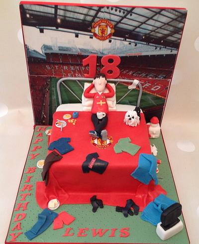 Manchester United inspired messy bedroom cake for an 18 year old - Cake by Yvonne Beesley