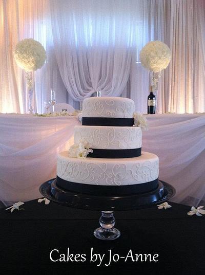 Black and White - Cake by Cakes by Jo-Anne