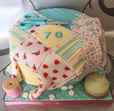 Craft cake - Cake by Cake Laine