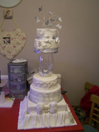 big wedding cake - Cake by cupcakes of salisbury