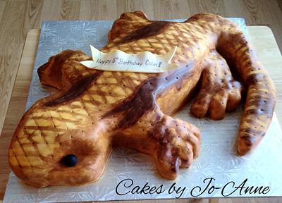 Lucky Lizzard! - Cake by Cakes by Jo-Anne