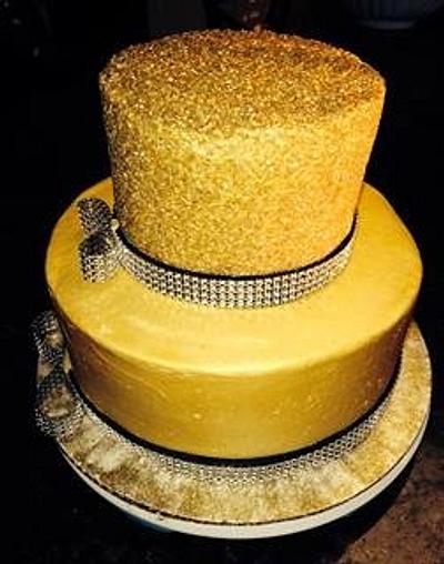 Glittery Gold Sweet 16 - Cake by Nicky4rn