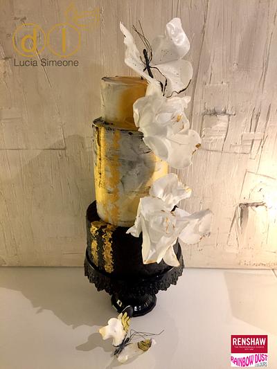 The Butterfly and white gardenias waferpaper  - Cake by Lucia Simeone