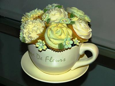 Cup of Cupcakes - Cake by Angel Cake Design