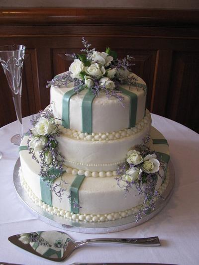 Green Wedding Cake - Cake by Kassie Smith