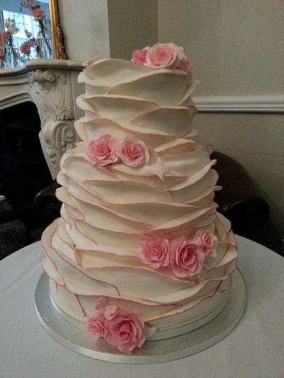 Ivory Frills and Pink Roses - Cake by Joan Cawte