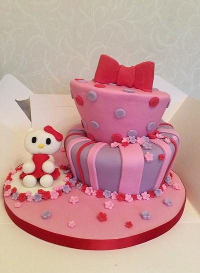 Hello Kitty - Cake by emmah