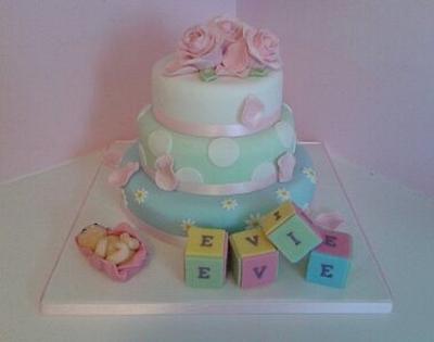Vintage style christening cake - Cake by Laura