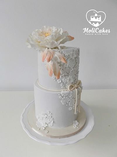 White wedding ... - Cake by MOLI Cakes