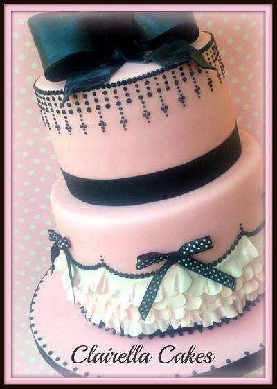 The Burlesque Beauty!  - Cake by Clairella Cakes 