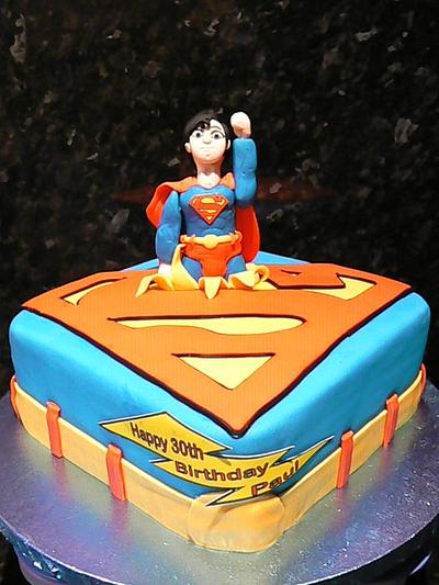 Superman - Cake by vanillasugar