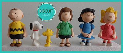 Snoopy & Friends - Cake by BISCÜIT Mexico