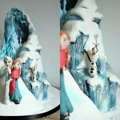 Frozen Ice Castle Cake - Cake by Sugar Spice