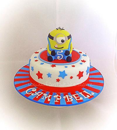 It's those Minions again - Cake by Fantail Cakes